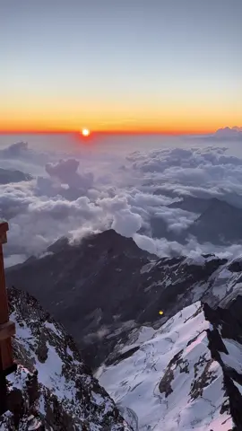 Sunrise at the Capanna Margherita, 4554m #fyp #mountaineering #Hiking 