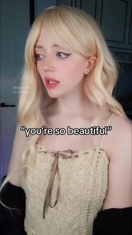 And what about this one? 👀 #aldorachan #cosplay #cosplaygirl #cutegirl #blondegirl 