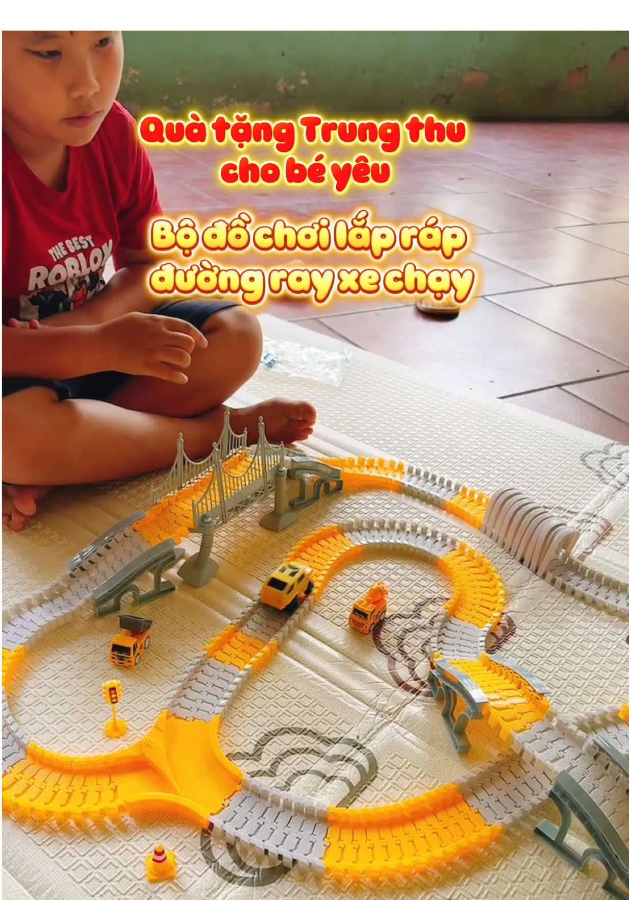 Bộ đồ chơi đường ray cho bé, mê lắm luôn, ngồi đó chơi cỡ cũng gần 1 tiếng chưa thấy chán rồi đó🤣🤣 #dochoiduongray #dochoichobe #xuhuong #quatangtrungthu #dochoithongminh 