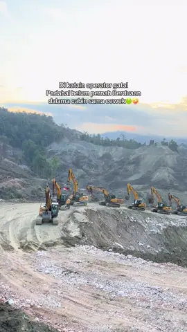 🤪#fyp #berandatiktok #operator_excavator 