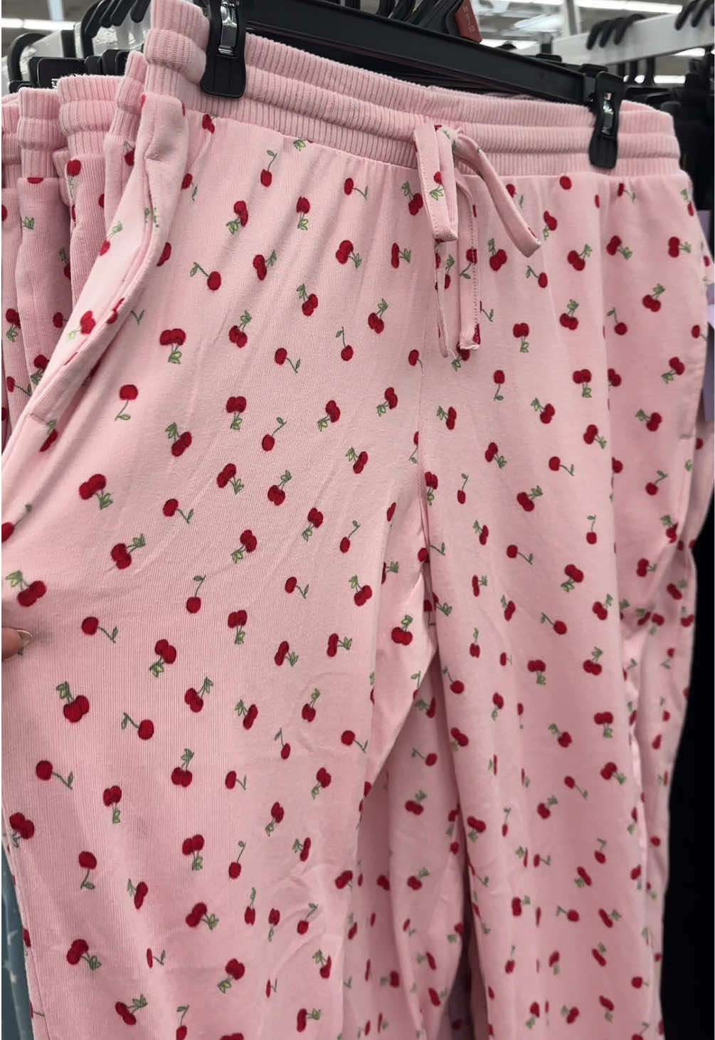 Go to Walmart right now for their PJ’s 🩷 I bought so many 😍 #walmartfinds #walmartfashion #walmartclearance #bougieonabudget #pajamas 