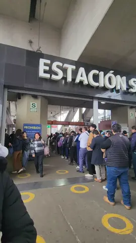 COMO ES VIAJAR EN EL METRO DE LIMA 🚞 estación San carlos a estación angamos #metrodelima #tren #viral #foryou 