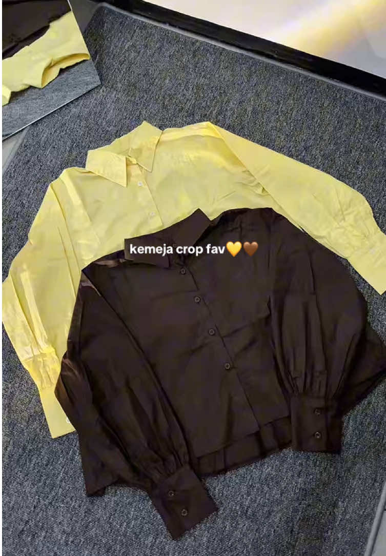 kemeja semurah ini tapi cakepp bgt💛🤎 #kemeja #kemejacrop #outfitideas #ootdinspo #flashsale 
