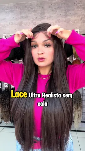 Lace sem COLAR?? Sim, é real!! 😱 Chegou a hora de aprender o truque que vai te deixar pronta em minutos com a lace mais realista do Brasil! 🔥 👉 O nome da Lace do vídeo é Stela!! Ela é a lace mais realista do Brasil 😱 Link pra você encontrar ela está na Bio #cabelo #lace #frontlacewig #peruca #realista #megahair #diversidade #fulllacewig #lgbtq🌈 #fy #foryou #lacesemcola #aplicação #trend #transformaçao