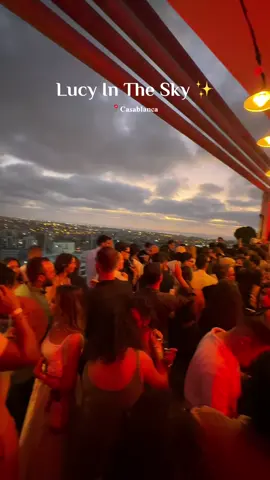 Back to Basics 🫶✨ #casablanca #ousortiracasablanca #clubcasablanca #lucy #lucyinthesky #sunsetvibes #cabestan #skyhigh #sunsetparty #coucherdesoleil 