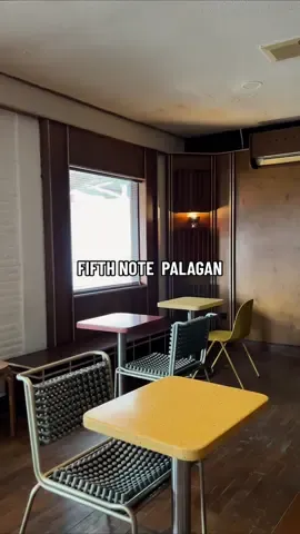 Listening Coffee Comfy di Palagan 🎶☕️✨  Setiap sudut aesthetic,vibesnya nyaman .Playlist lagunya sudah pasti enakeun buat nemenin wfc kalian 😄😉 Ada Indoor/outdoor spacenya. Buka : 08.00-24.00 Jl.Damai No.05,Sariharjo,Ngaglik,Sleman,YK. Simpan & bagikan konten ini untuk rekomendasi kalian ✅💯 #theplacejournal #coffeeshop #coffeeshopjogja #cafehopping #cafejogja #wfcjogja #fifthnotejogja 
