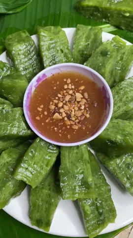 Làm bánh đúc gân lá dứa bằng nước vôi trong và lần đầu tiên ăn thử bánh đúc với nước cốt dừa #banhducladua 