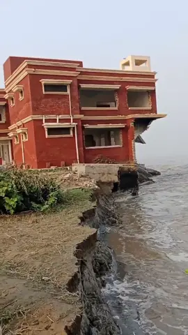 very high flood 😭