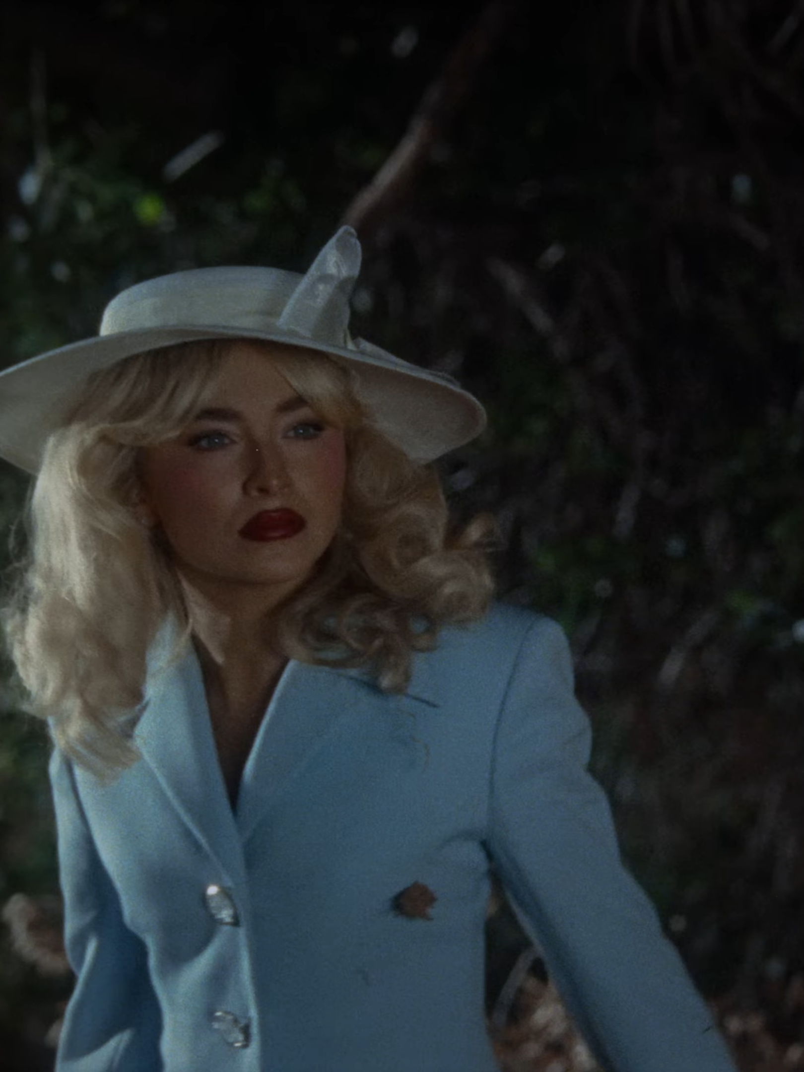 When Did You Get Hot - Sabrina Carpenter #mansbestfriend #sabrinacarpenter #shortandsweet #emailsicantsend #fyp #whendidyougethot