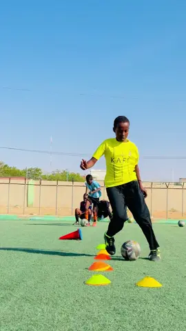 #NextGenerationAcademy @Hijabi Kickers Somalia @Nani faraska cad 🇸🇱❤️⚽️🏃 @𝐀𝐛𝐝𝐢𝐫𝐳𝐚𝐤 𝐀𝐭𝐨𝐬𝐡³¹ 