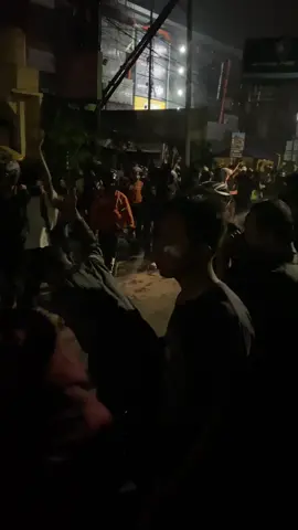 patuh ditindas , diam dilindas 