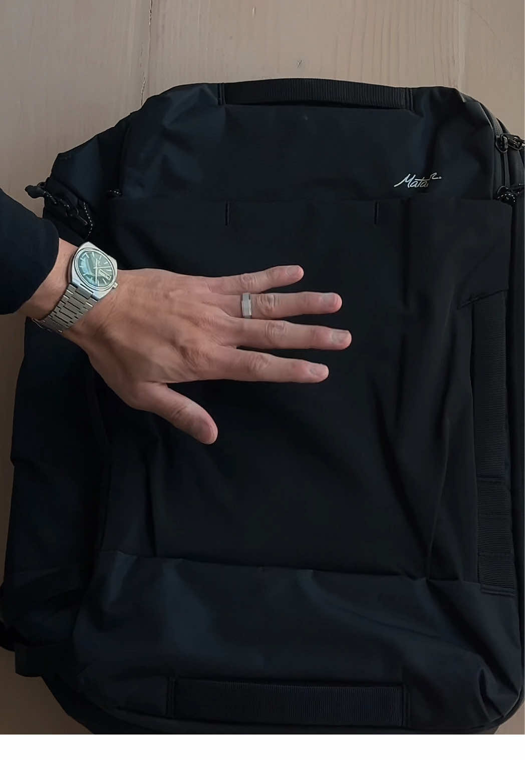 Pack my GlobeRider35 travel backpack for a trip to New York @Matador Equipment  #brandpartner 