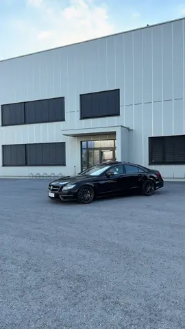 🖤🖤 #mercedes #benz #cls63 #cls63amg #w218 