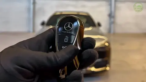 رايك ما تغير 🤕 #مايباخ  #مارسيدس  #capcut  #fyp  #تصاميم_فيديوهات🎵🎤🎬 