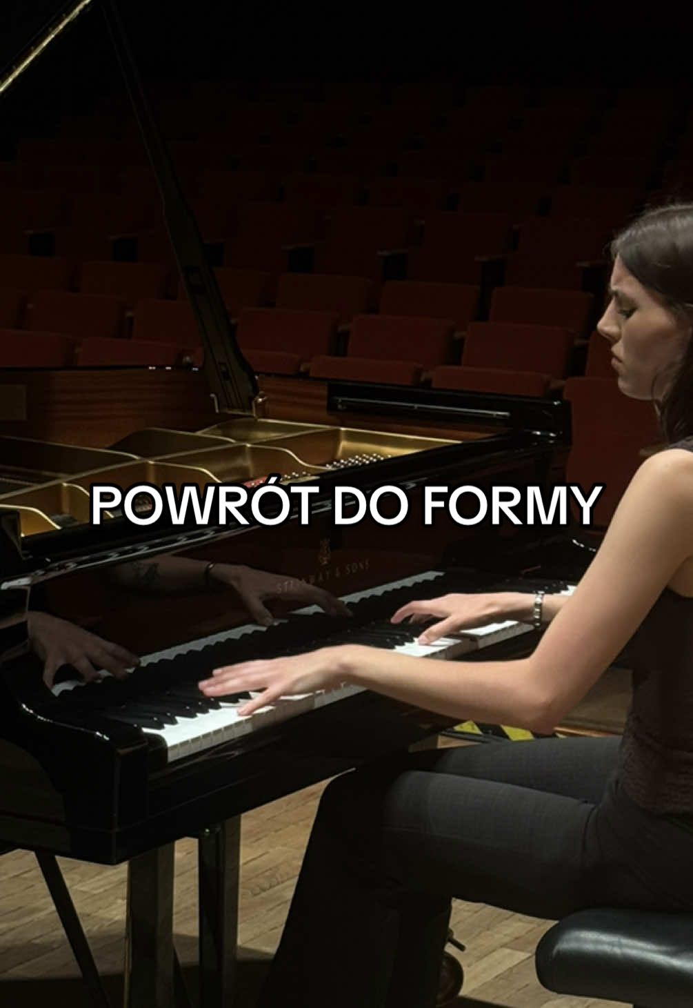 Za każdym razem następuje ten moment 🥺🤘🏼 #piano #foryoupage #classicalmusic #pianist #dc 