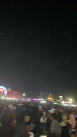 Suasana pasar malem di lapangan merdeka bandar Sribawono