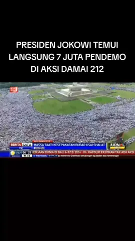 2 Desember 2016. Presiden Jokowi menemui langsung pendemo di aksi damai 212 yang menuntut Pak Ahok di proses hukum dan meminta Pak Jokowi yang saat itu dikenal bersahabat dekat dengan Pak Ahok untuk tidak melindunginya. #jokowi #ahok #aksi212 #demo #fyp 