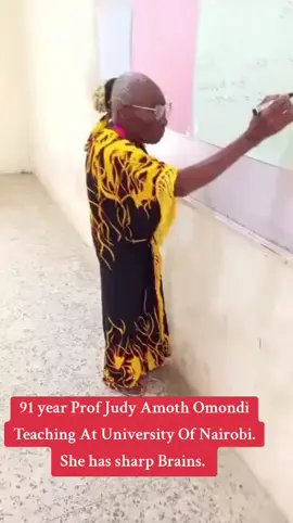 Oldest Nairobi university profesor teaching Complex science.  #kenyan #viraltiktokkenya #fyp #kenyansinqatar #viraltiktok 