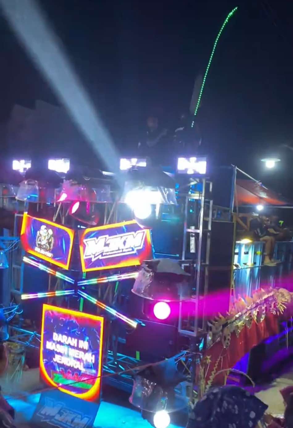 MJKM profesional audio Karnaval catak gayam 30 agustus 2025 #mjkmracingkediri #mjkmprofessionalaudio #karnavalsoundsystem #catakgayammojowarno #soundhoregjawatimur #jombang24jam #soundviral 