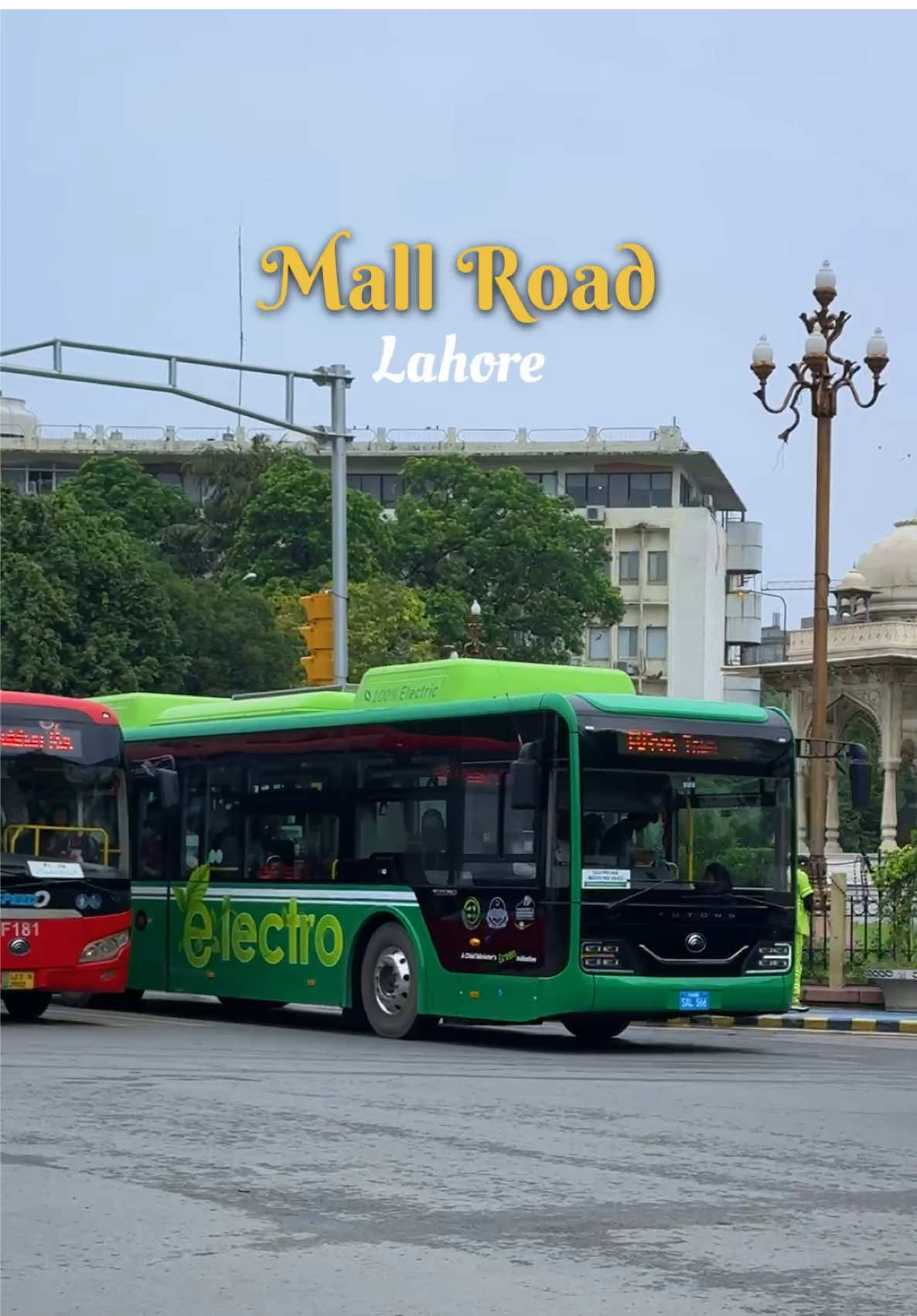 Apka Mahiya Kn sa h?? #explorelahore #lahorelahoreaye #mallroad #lahore #fypp #fypage #lahore_clicks2 