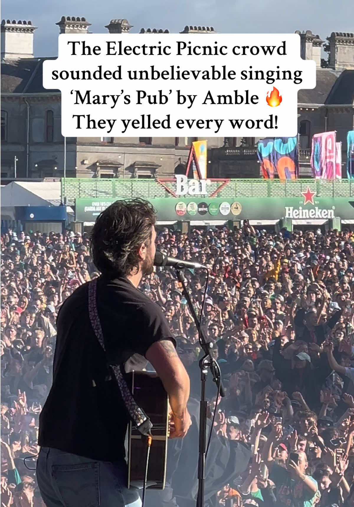 The @Electric Picnic crowd sounded unbelievable singing ‘Mary’s Pub’ by @Amble 🔥  They yelled every word!  #electricpicnic #electricpicnic2025 #amble #concerts #music 