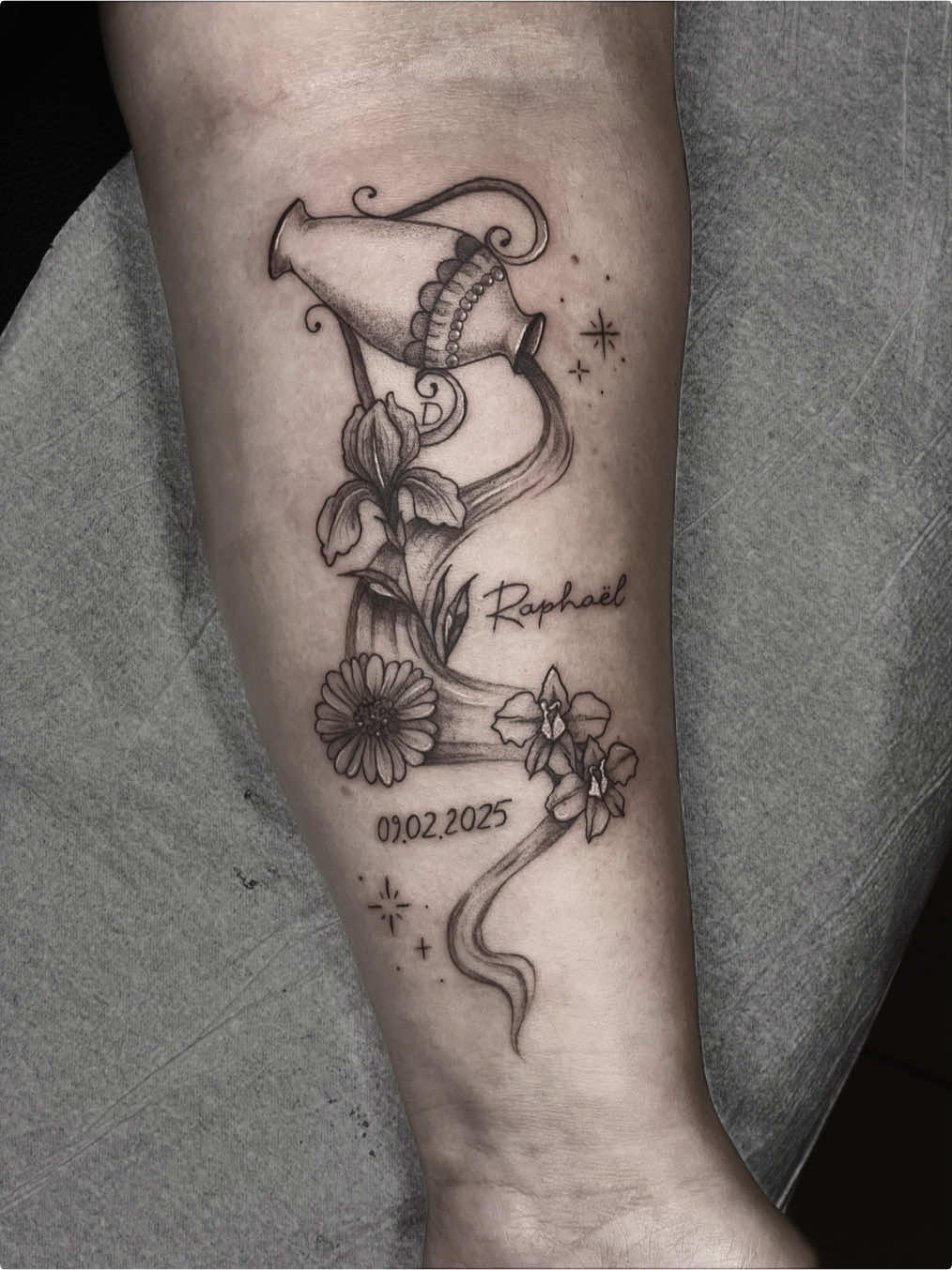 Merci Morgane pour ce projet perso 🙏🏻 Viens réserver ton tattoo sur IG 👉🏻 @noemie_tellov_ttt ✨ #fyp #tattoo #viral #caen #normandie 
