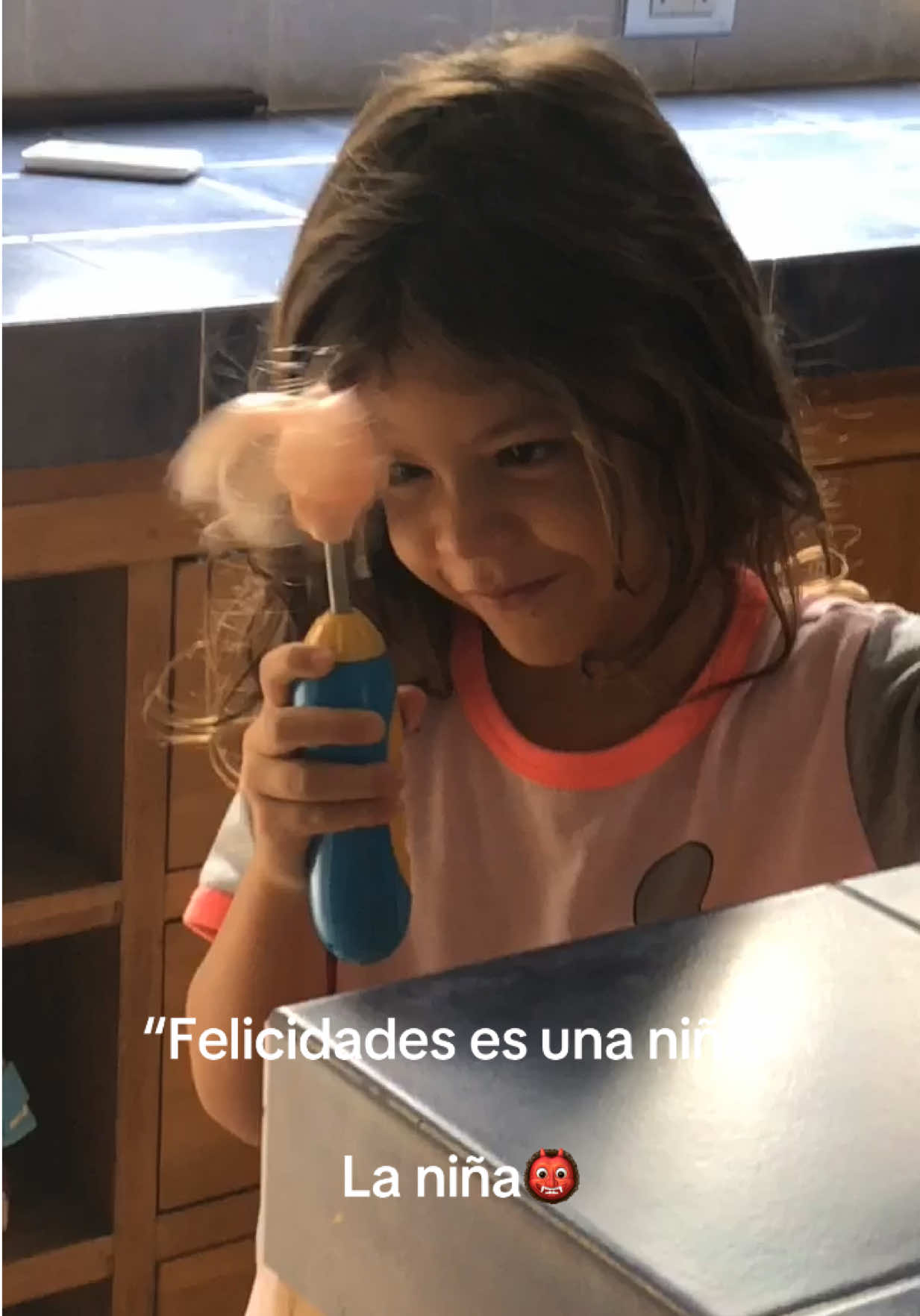 Podría hacer 1.000 videos de mi hermana🤣 #esunaniña #fyp #funny 