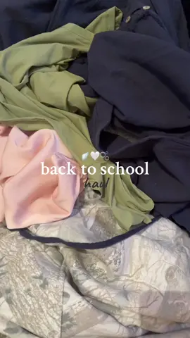 the last one is my fav🤍 #haul #backtoschoolhaul #afrenchcoquettegirl #stockholm #stockholmstyle 