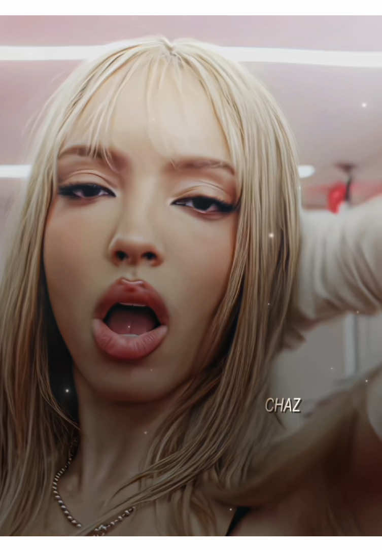 Tysm for 500 followers!!! |  She’s so fine y’all omggg🤭 #GIRLSET #edit #trending #kpop #fyp STAN GIRLSET!!!