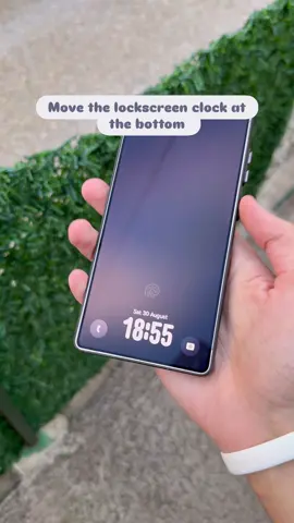 Move the Lockscreen clock at the bottom on Samsung #fyp #samsung #tip #customization 