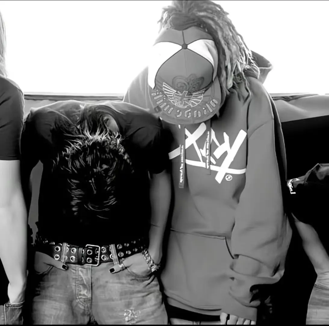 lol edit incoming  #tokiohotel #tomkaulitz #billkaulitz #fentyfold #crystalcastles