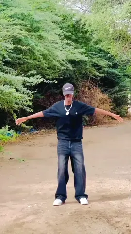 10/0😂😭#capcut #fyp #zomalilander💚🤍❤️ 