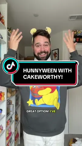 happy HUNNYween!! 🎃 🧸 🍯 (gifted) - loving all the pooh bear goodies this year, especially this crewneck from @Cakeworthy 🫶🏼🤍 thanks for sending it my way! #blakespopnook #winniethepooh #disneyhalloween 