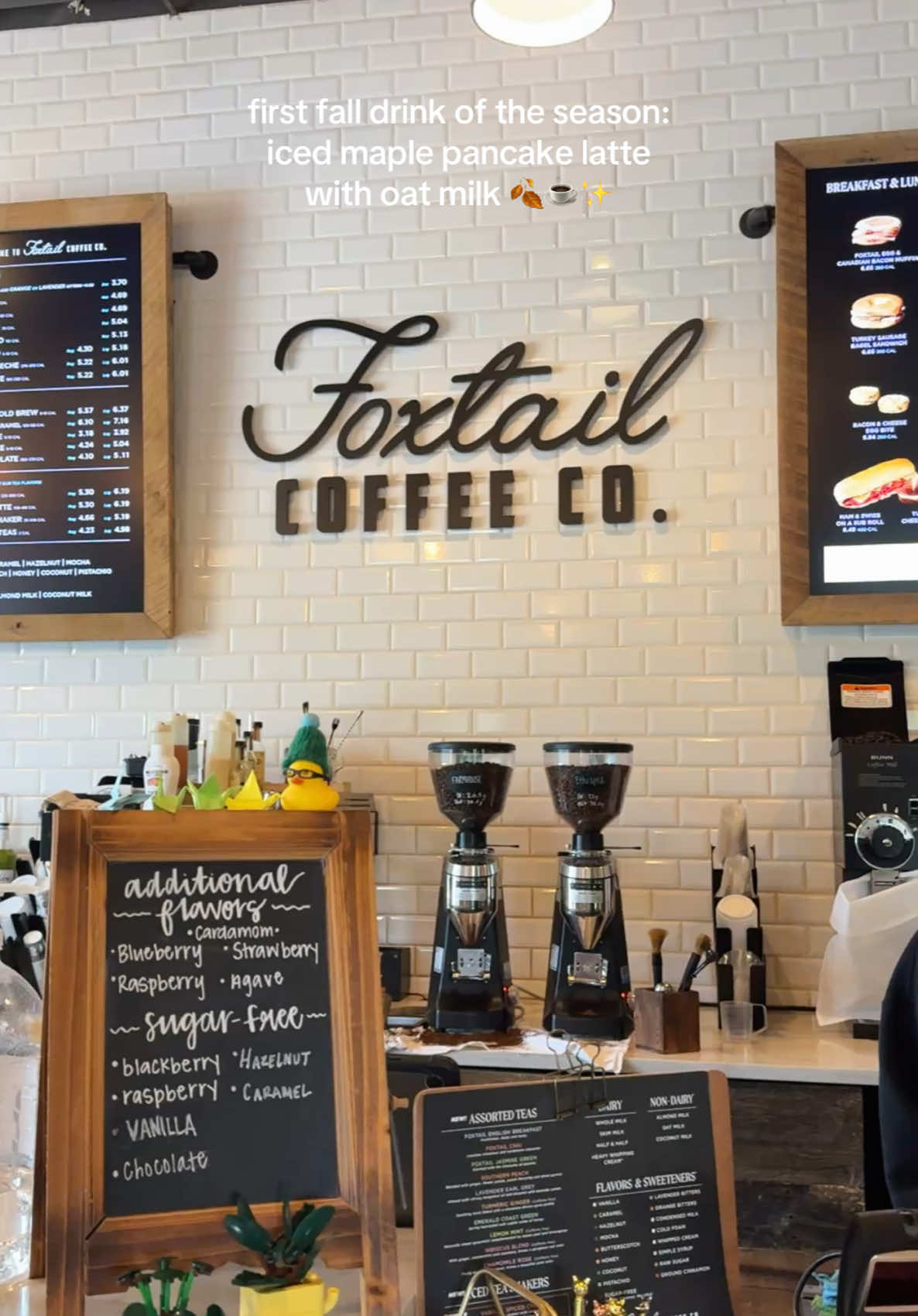 do you ever taste it multiple times just to make sure it tastes good? yeah… me too 🙂‍↕️🤏🏼 #coffee #fallcoffee #coffeeorder #foxtailcoffee #fallaesthetic 