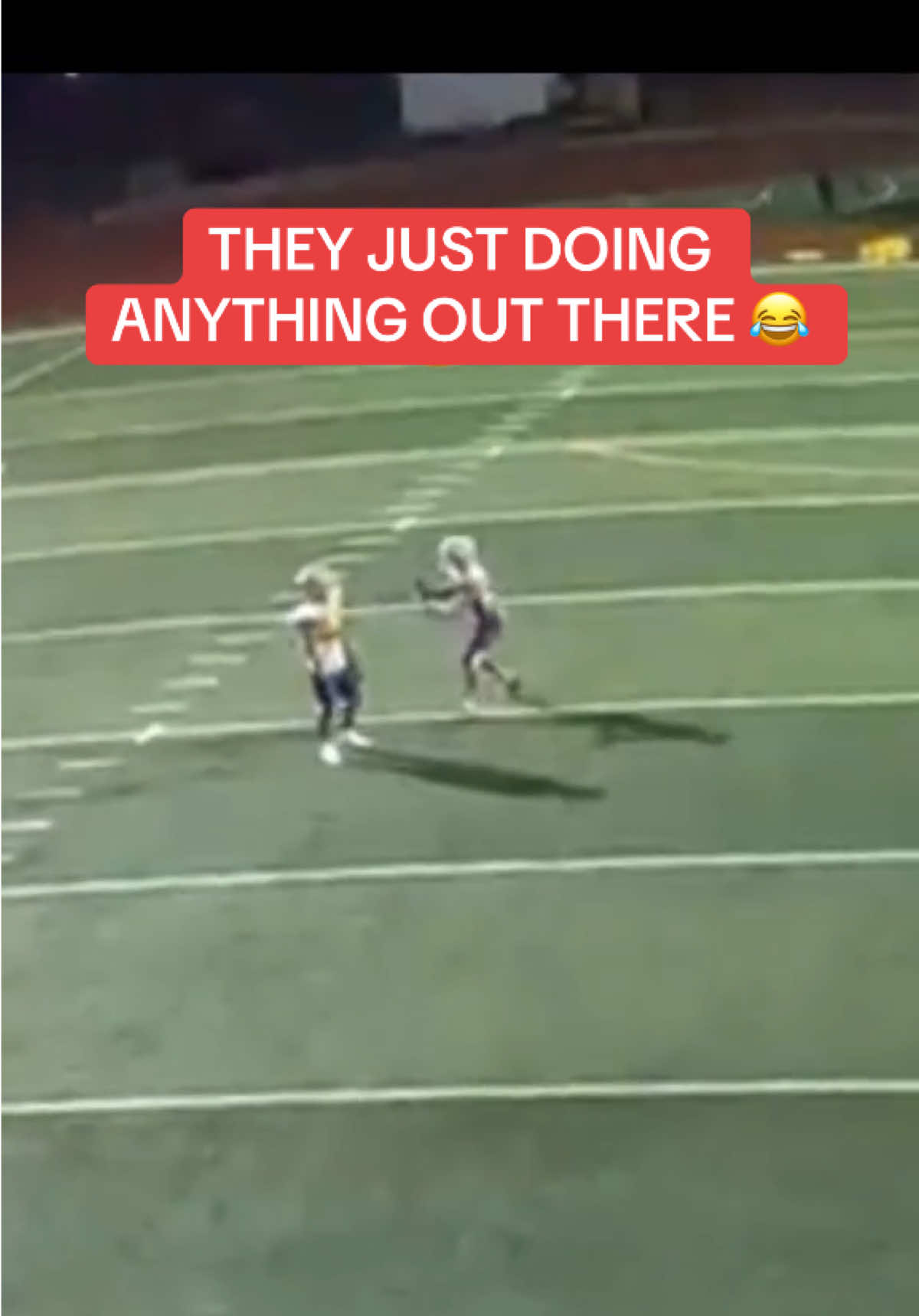 Never a bad time to work on your pass pro 🤣 #fyp #explorepage #football #footballtiktok #footabbtok  (via @koa2blessed)