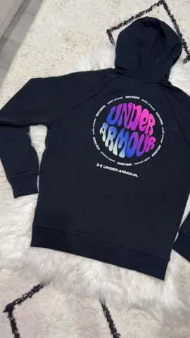 T’achète ou tu fais le p’tit ? 📦: cts_sapp #fyp #foryou #Running #underarmour #rare