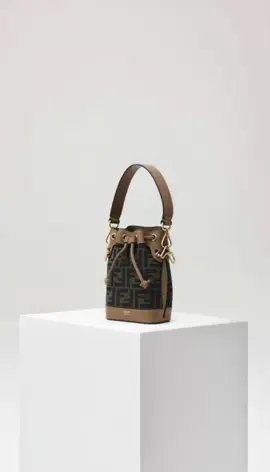 #fendi #authentic #bags #mamaogs57 #shopify 