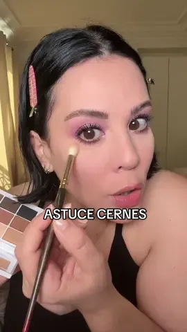 Astuce cernes foncées quand tu poudres ✨@makeupbymario master matte palette  #makeup 