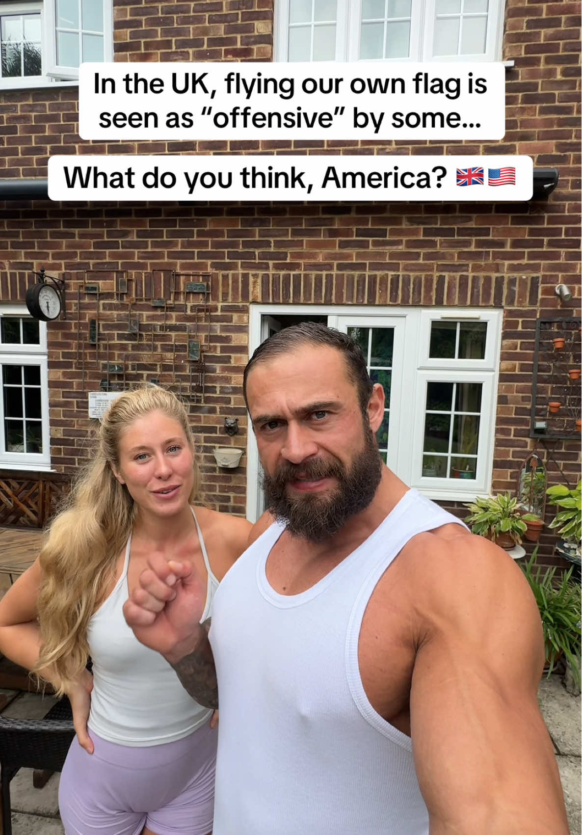 What’s your opinion on the flag situation in the UK…🇬🇧 #flag #unionjack #britain #americanflag #uktiktok 