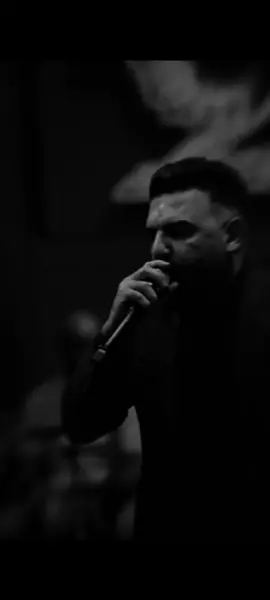 #احيانا_يمر_عطرك #قائد_حلمي #capcut #اذكرك_وابكي_احيانا #لو_قلبي_عنده_جناح 