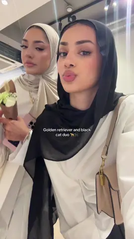 Rawrawwwww the outfits are too teaaaaa @hawaa_clothing @Shehaan 