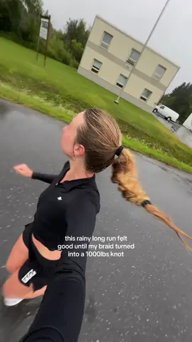 should have done a bun for this run — #Running #runnergirl #rainyrun #runtok #runner 