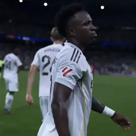 عندي فيني  #vinicius #فينيسيوس #realmadrid #ريال_مدريد #المصمم_ايمن♕ 