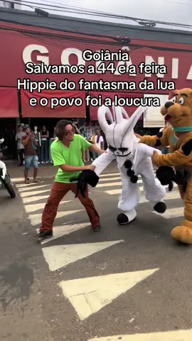 Salvamos a 44 e a feira Hippie do fantasma da lua, pensa num povo que foi a loucura.  #scoobydo #maquinademisterio #scoobydooesalsicha #salsicha 