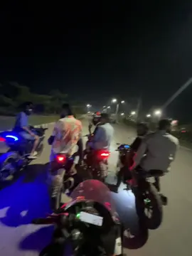 akhon porjonto amr b*l o chi*te parla na😂Try korte thako😎chesta korle sofol hoba akdin na akdin😎