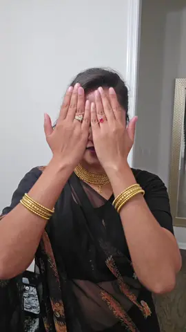 bol na halke halke #lipsync #hindisongs #desitok #browntok #bollywood 