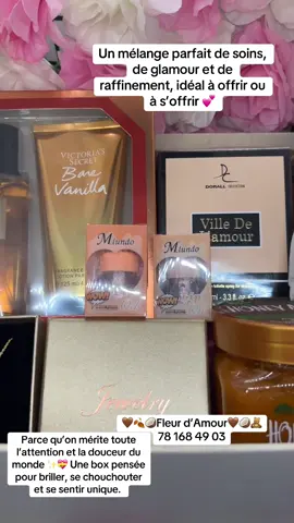 Cette box réunit l’essentiel de la féminité chic : 	•	Un coffret Victoria’s Secret Bare Vanilla (lotion & brume parfumée) 	•	Un parfum Ville De L’Amour  	•	Des bijoux élégants  	•	Un scrub Fruit of The Wokali pour une peau douce 	•	Des lipgloss  pour une touche glamour 	•	Des soins et accessoires pour se sentir belle et confiante au quotidien 🌸 #foryoupage❤️❤️❤️❤️ #coffretcadeau #ideecadeau #cadeaux #coffret #debloquemesvue🥲🙏🏽 #debloquemesvue🥲🙏🏽 #coffret #boxcadeauxprêtesàoffrir #fyppppppppppppppppppppppp #boxfemme #coffretfemme 