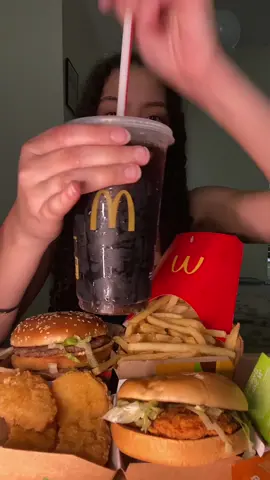 mcdonald’s mukbang! 🍟🍔 full eating mostly! 💗 the nuggets are my favoriteeee @McDonald’s #mcdonalds #fastfood #mukbang #asmrfood #curlyhair 