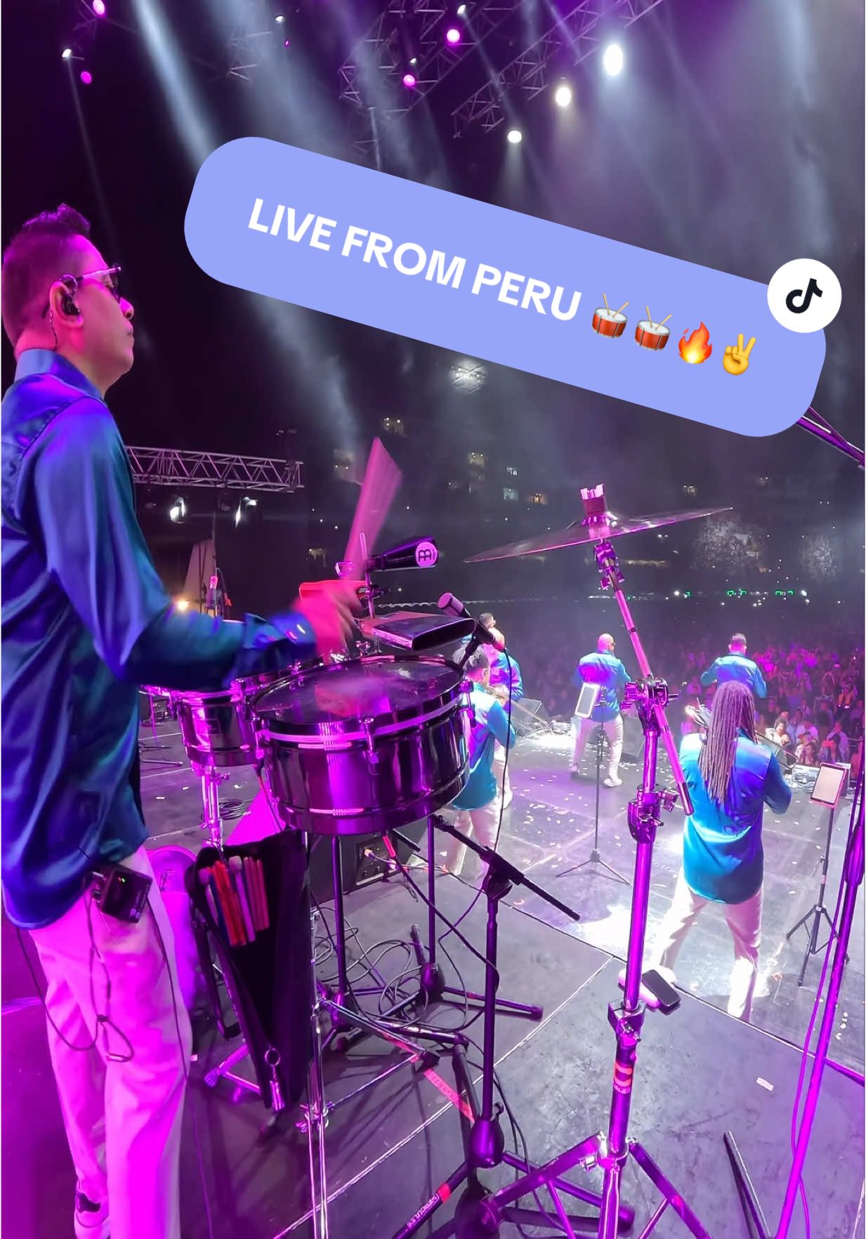 Y seguimos en salsa para este fin de semana mi gente . Este show desde Perú .  Saludos a toda la gente linda de Perú .🇵🇪  #salsa #percusionista #musiclife #meinl #timbal #congas #bongo #colombia #DC #gruponiche #diegocamacho #miami #europa #peru #usa #viral #salseros #romanticos #unaaventura 