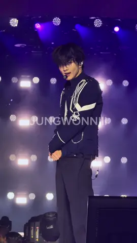 250830 WTL BRUSSELS Blessed Cursed You are so cooooool 😭 #JUNGWON #정원 #ENHYPEN #엔하이픈 #WALKTHELINE_IN_BRUSSELS